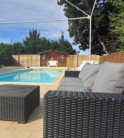 Studio Meuble Avec Piscine Partagee La Ferté-Gaucher Exteriör bild